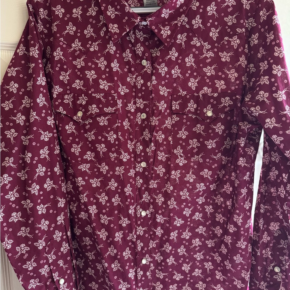 Wrangler Women's Burgundy Floral Button Down Shirt